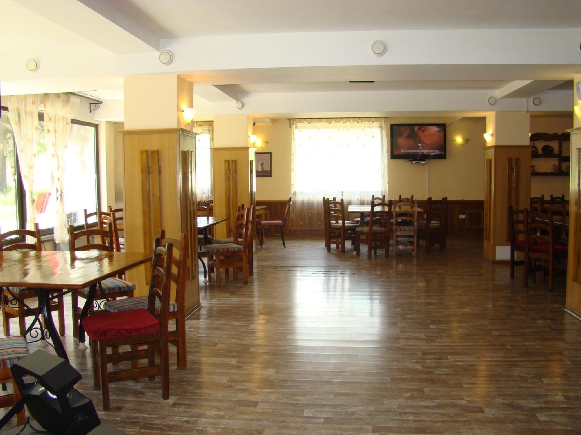 Hotel Zada 프레데알 레스토랑 사진